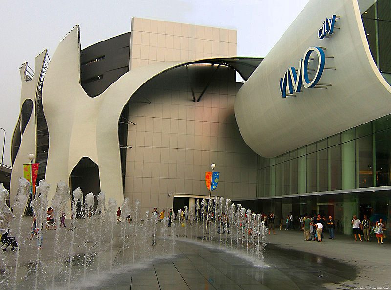 VivoCity Main Entry