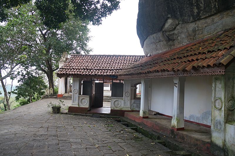 Mulkirigala Rock Temple