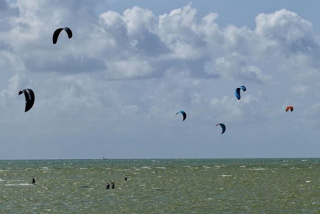 kitesurfing