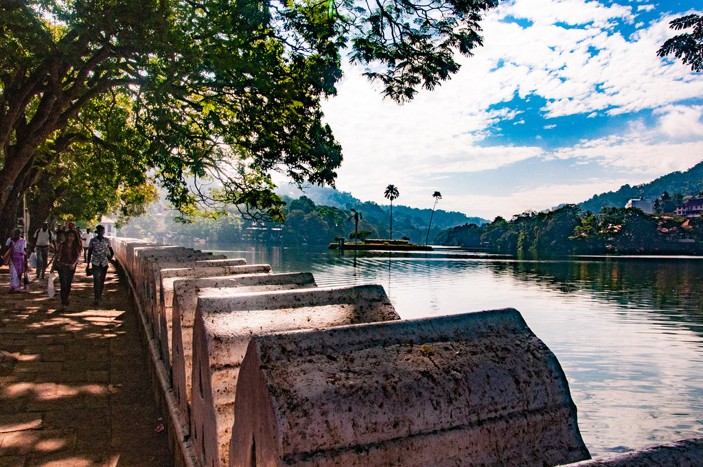 Kandy Lake Sri Lanka