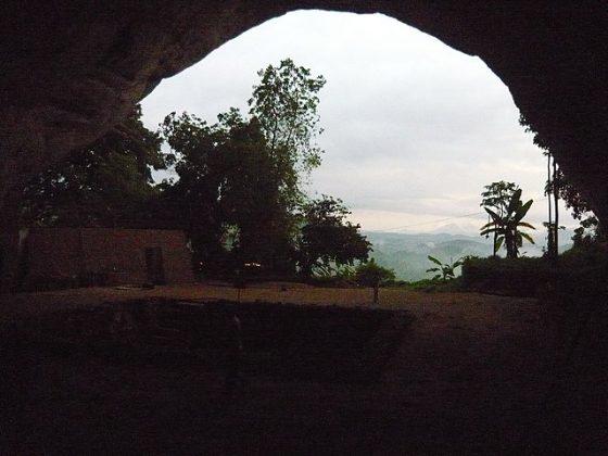 Fa Hien Cave in Sri Lanka