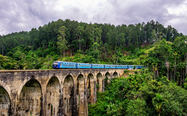 train ride to Ella