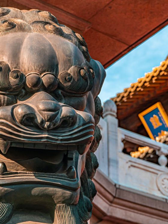 The lion of Jing‘an Temple