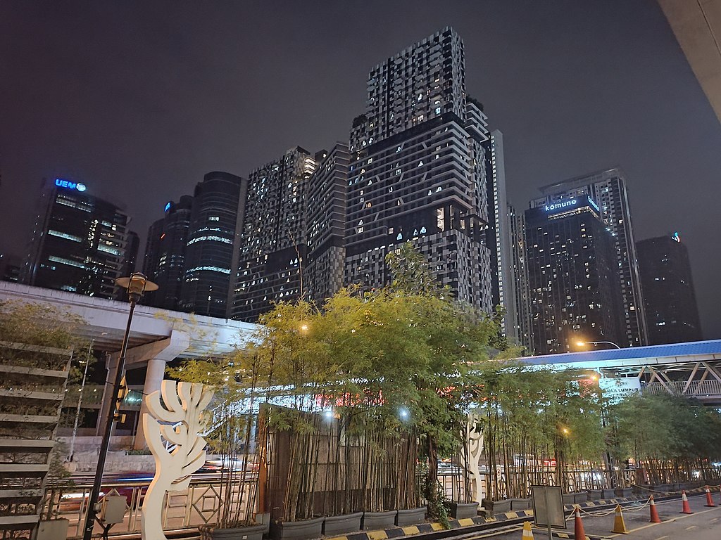 Bangsar_South_night_view_(220712)