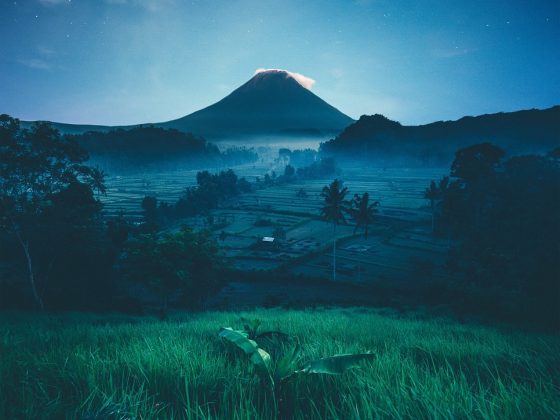 mountain-valley-night-nature