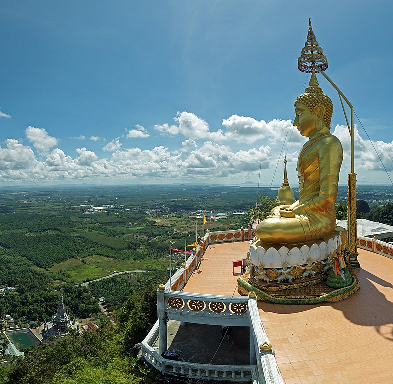 Wat Tham Sua