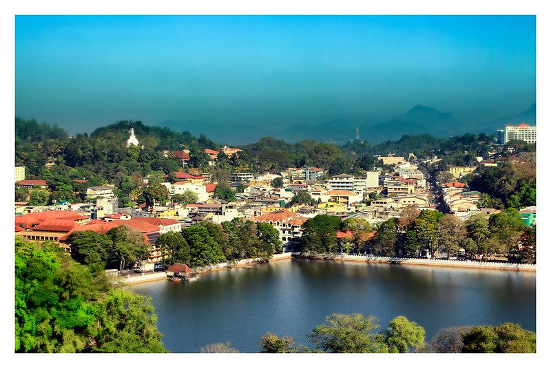 Kandy Lake 