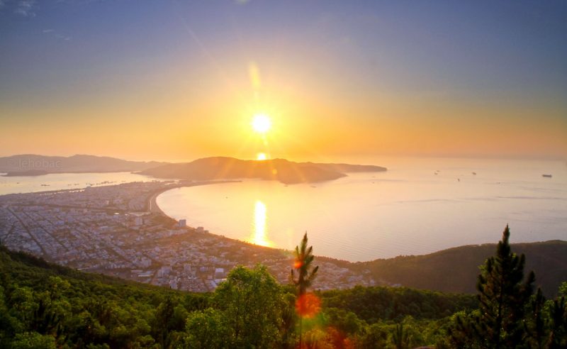 Quy-Nhon-morning-city