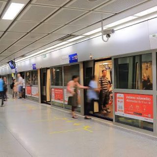 How to Explore Bangkok Using the BTS and MRT from Asoke
