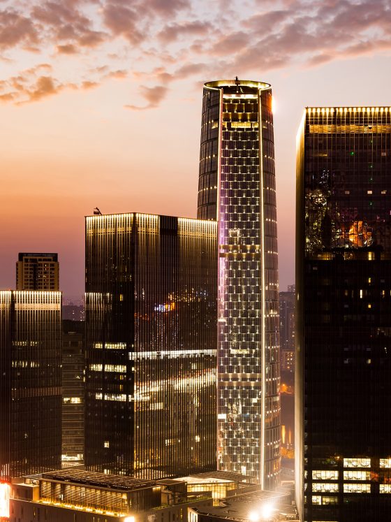 Planning a Luxury Dubai Getaway Around Dining, Wellness, Beach and City Experiences