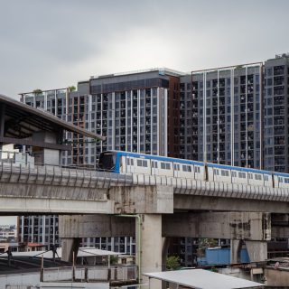How to Explore Bangkok by MRT from Ratchada