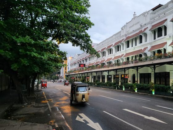 A Digital Nomad Guide to Getting Around Colombo by Tuk Tuks