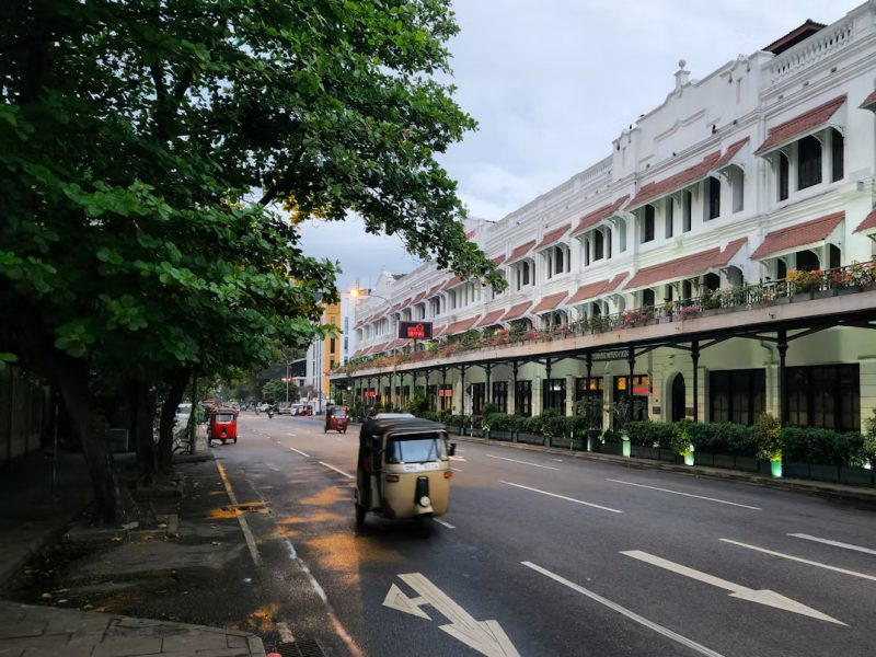 A Digital Nomad Guide to Getting Around Colombo by Tuk Tuks