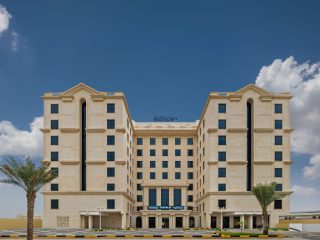 What Should You Look for in a Furnished Apartment Near Expo City?