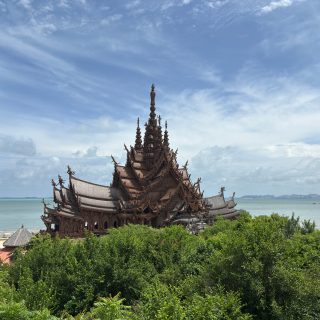 A Guide to Exploring Pattaya Beyond the Nightlife